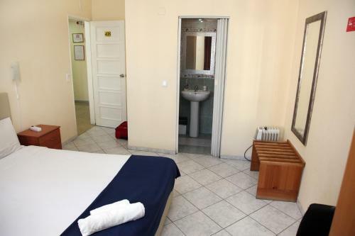 Hostal City Centre Palmira Guesthouse