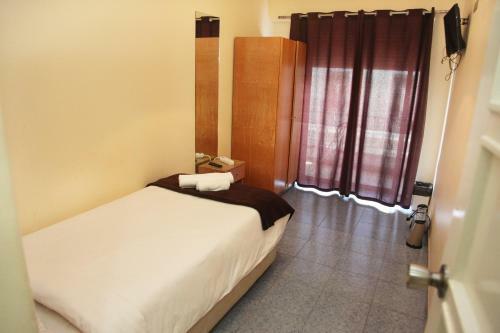 Hostal City Centre Palmira Guesthouse