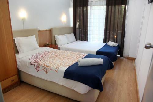 Hostal City Centre Palmira Guesthouse