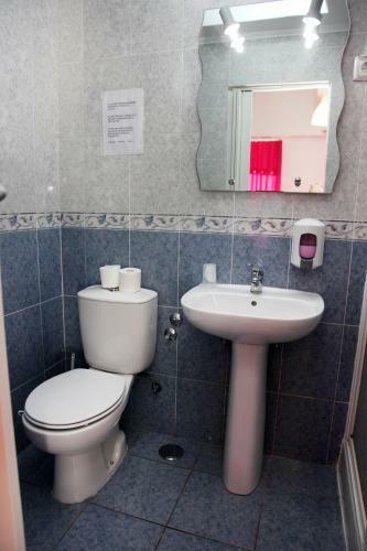 Hostal City Centre Palmira Guesthouse