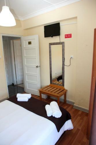Hostal City Centre Palmira Guesthouse