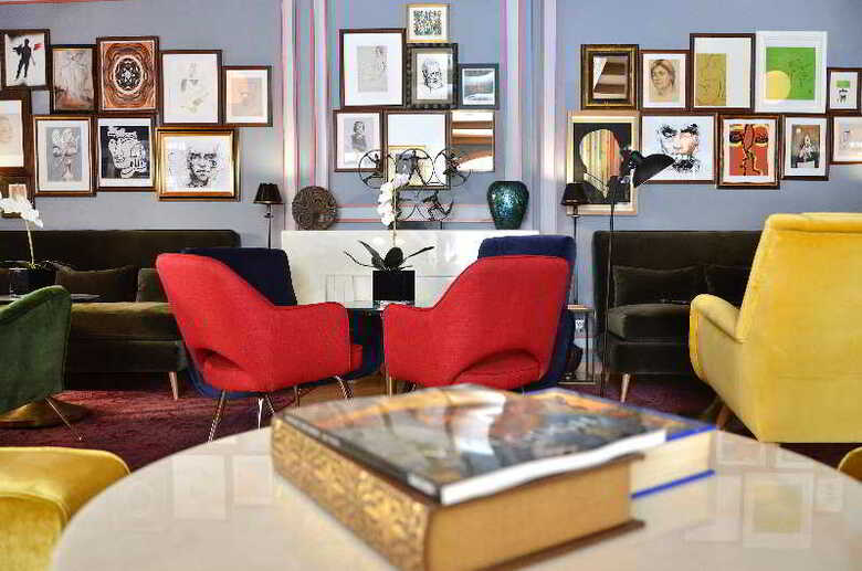 Browns Central Hotel