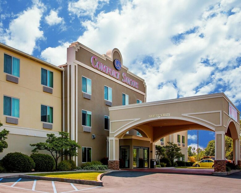 Hotel Comfort Suites Benton Harbor