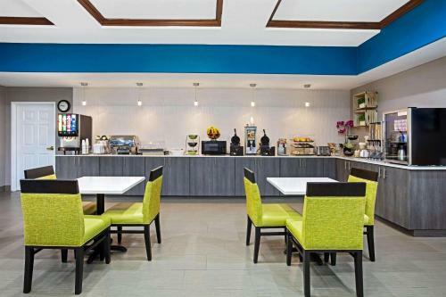 Hotel La Quinta Inn & Suites Sulphur Springs