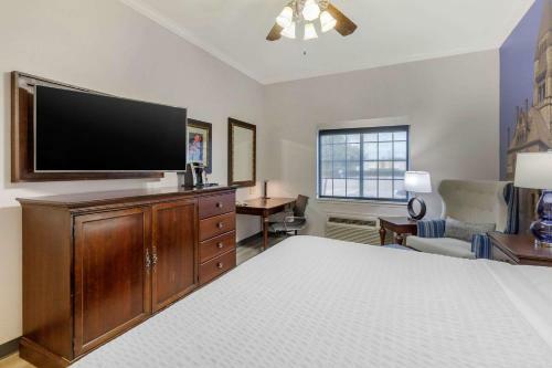 Holiday Inn Express Hotel & Suites Sulphur Springs