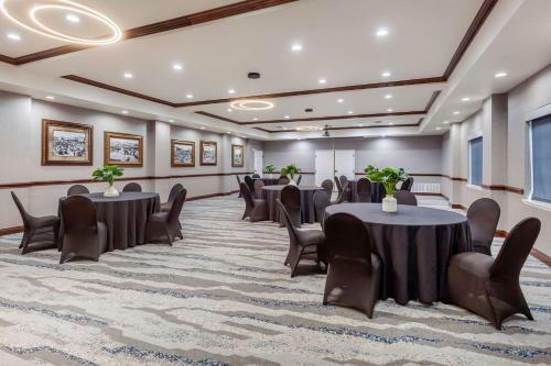Holiday Inn Express Hotel & Suites Sulphur Springs
