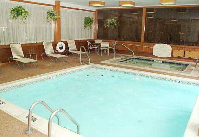 Hotel Quality Inn & Suites- Valparaiso