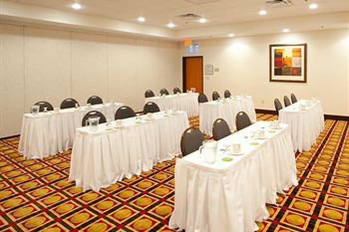 Hotel Holiday Inn Dumfries - Quantico Center