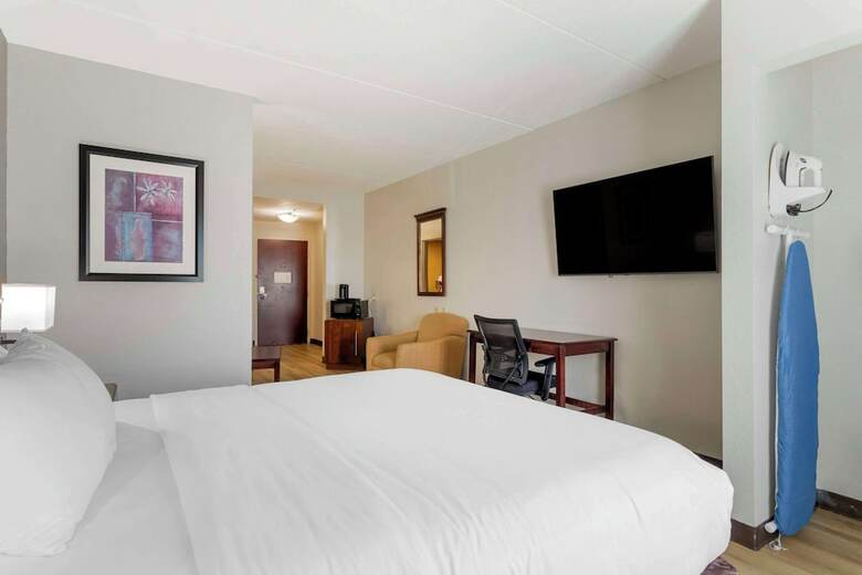 Hotel Comfort Suites Kodak Sevierville