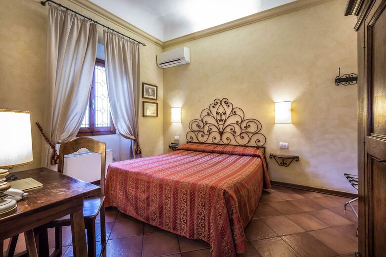 Hotel Marios