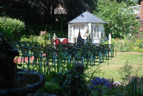 Hostal Yenton Hotel