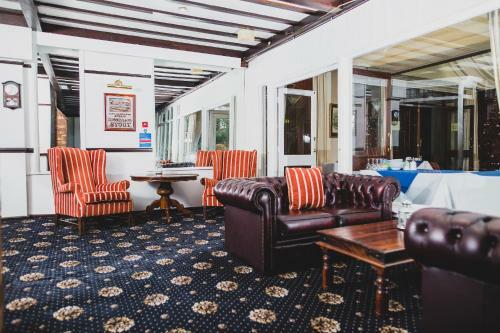 Hostal Yenton Hotel