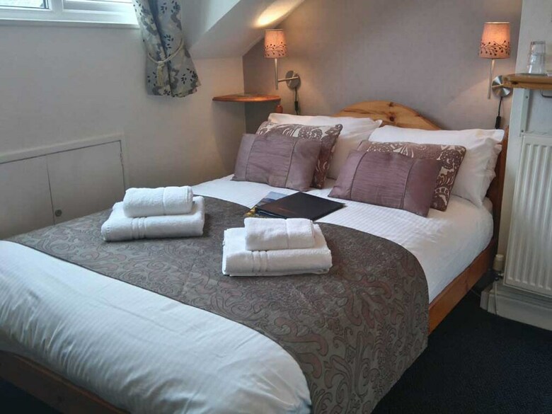 Bed & Breakfast Harvington House