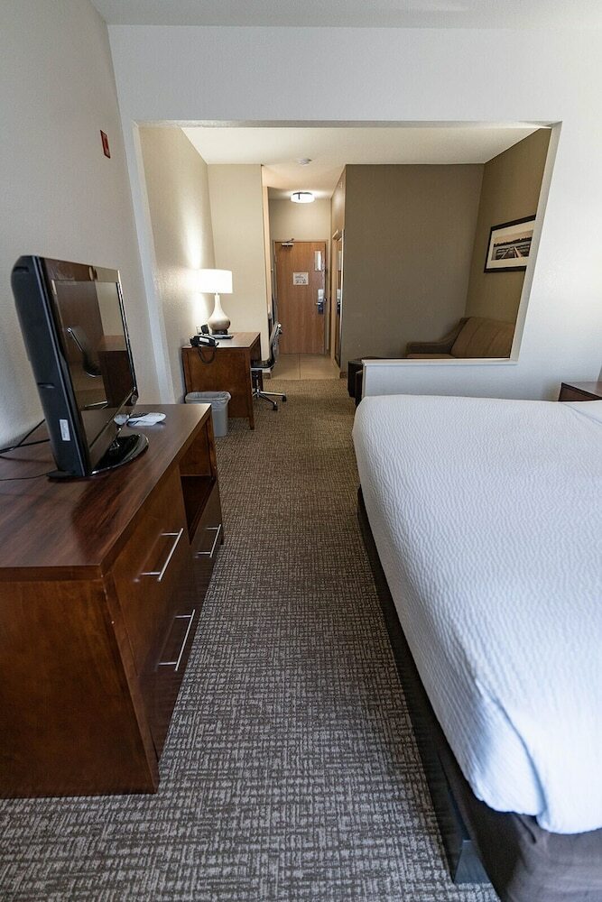 Hotel Comfort Suites Rapid River Lodge