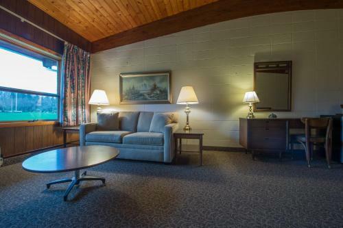 Hotel Lukans Farm Resort