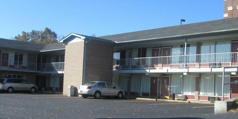 Motel Budgetel Inn & Suites