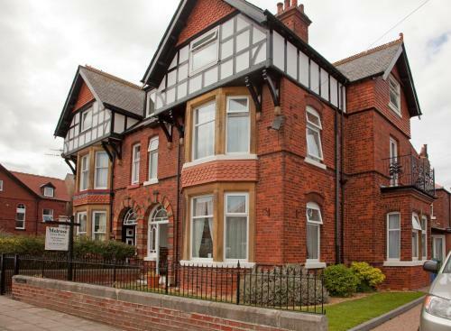 Hostal Melrose Guest House