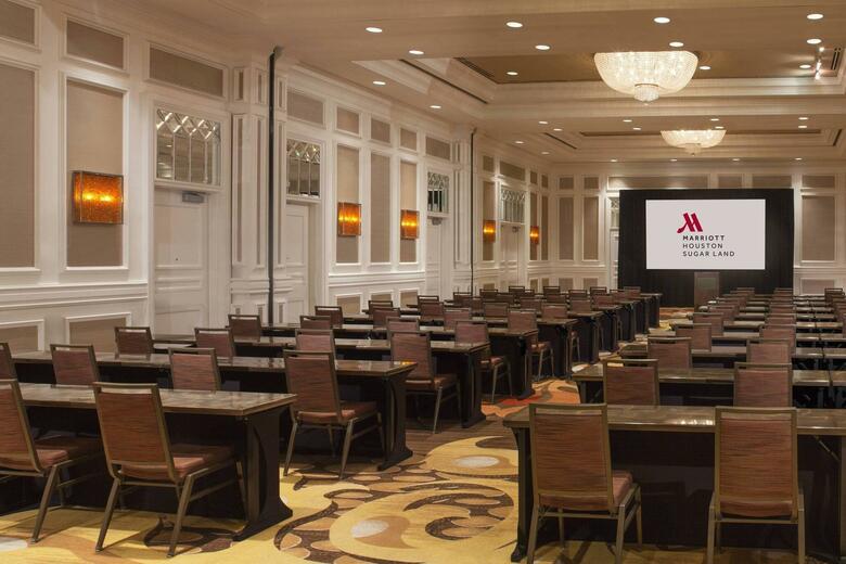 Hotel Sugar Land Marriott Town Square
