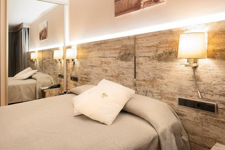 Hotel Palau De Girona
