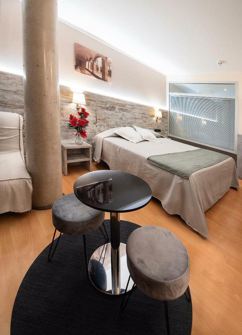 Hotel Palau De Girona