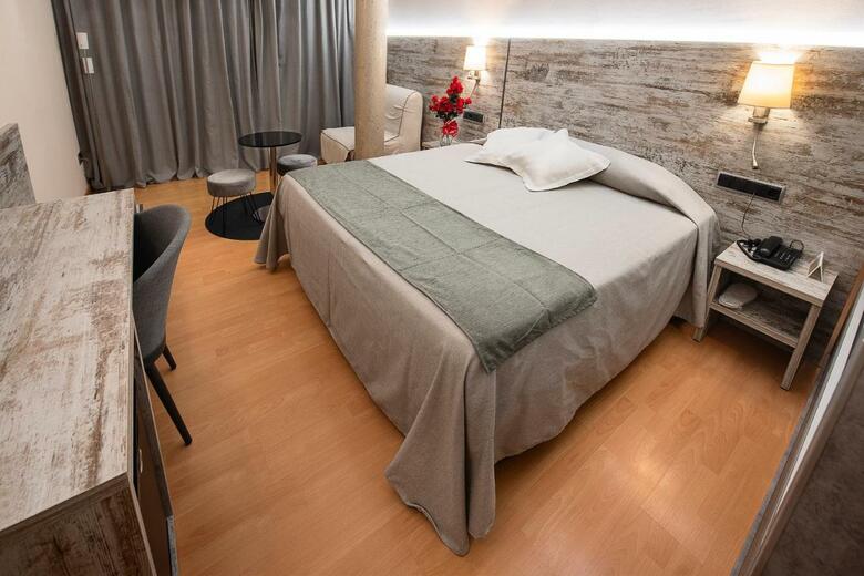 Hotel Palau De Girona