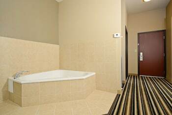 Holiday Inn Express Hotel And Suites Forrest City