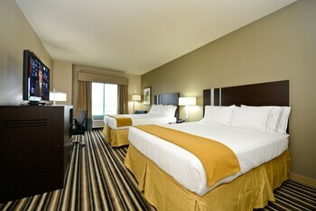 Holiday Inn Express Hotel And Suites Forrest City