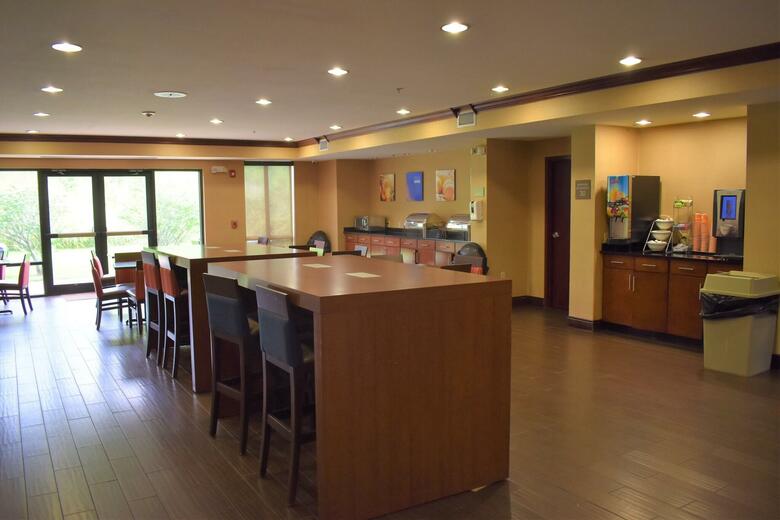 Hotel Comfort Suites Forrest City