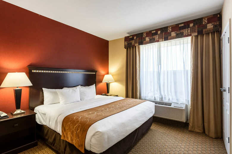 Hotel Comfort Suites Forrest City