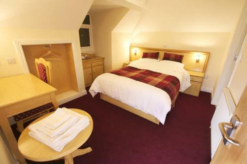 Gateway Hotel