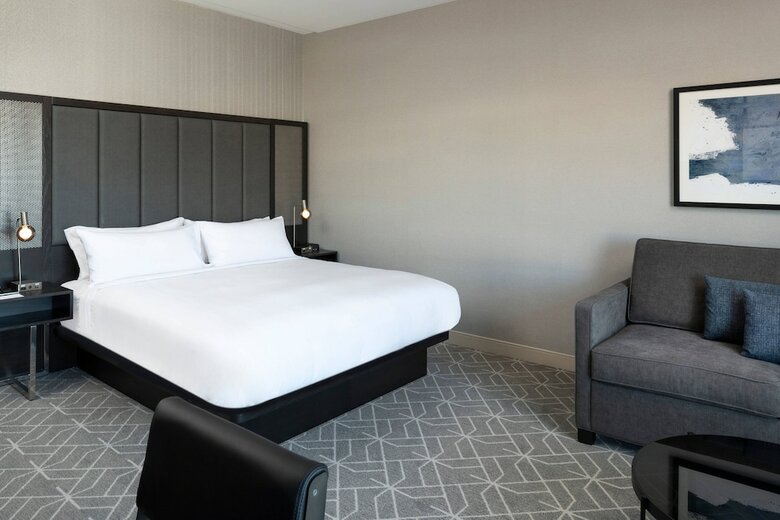 Renaissance Boston Patriot Place Hotel