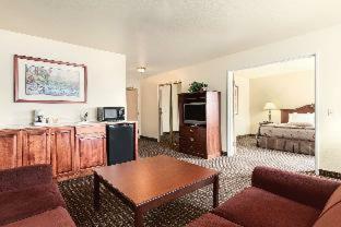 Hotel High Country Inn - Susanville