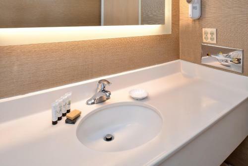Hotel High Country Inn - Susanville