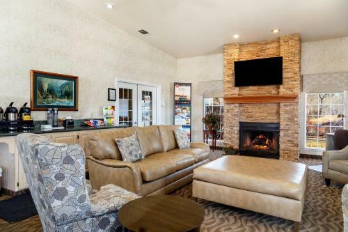 Hotel High Country Inn - Susanville