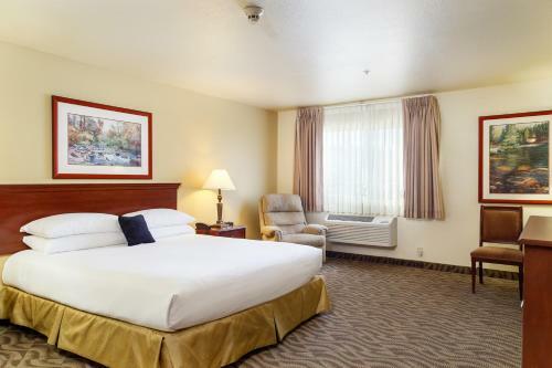 Hotel High Country Inn - Susanville