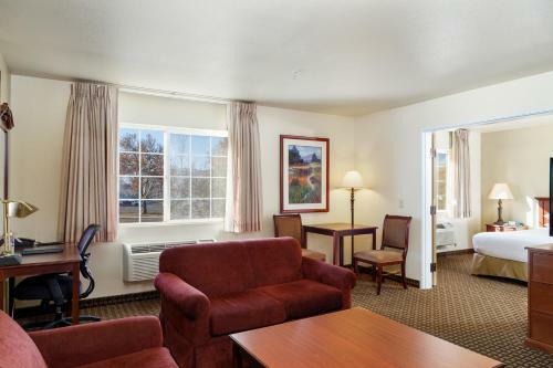 Hotel High Country Inn - Susanville