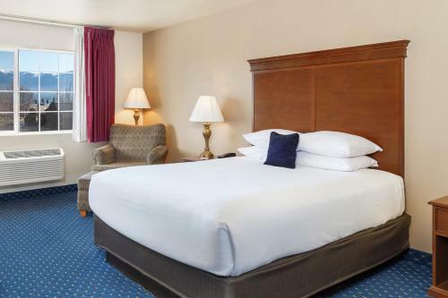Hotel High Country Inn - Susanville