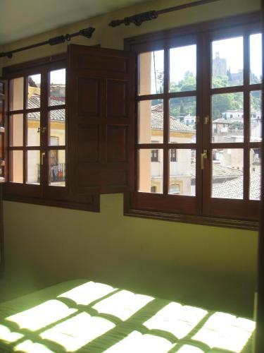 Apartamentos Medina Reyes Cat�licos
