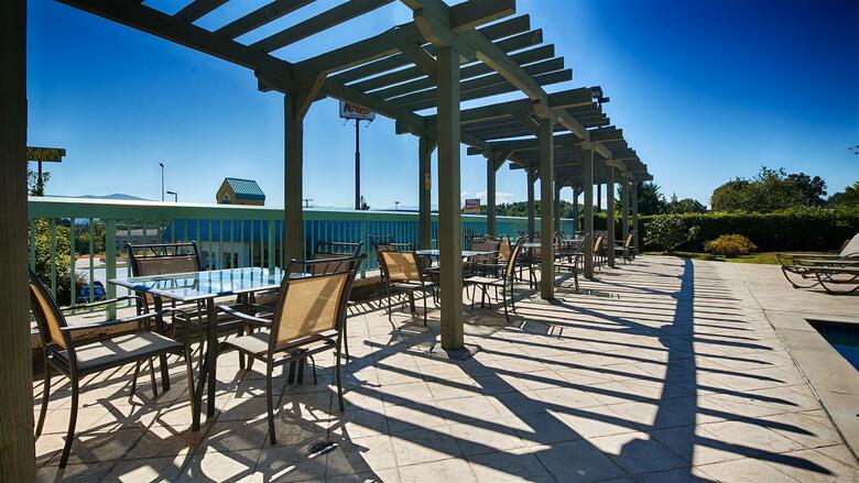 Hotel Best Western Newport Inn
