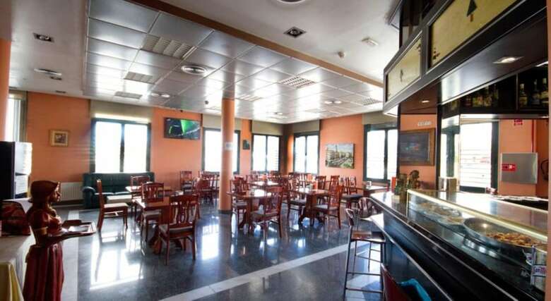 Hostal Los 5 Pinos
