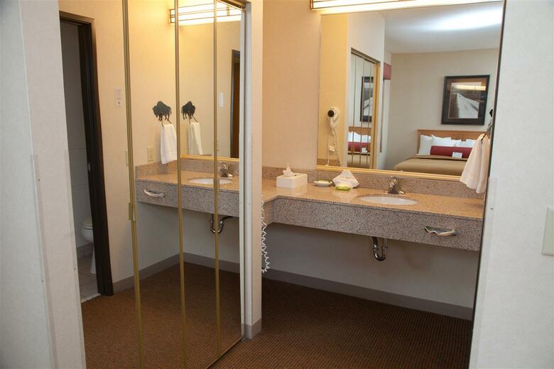 Hotel Best Western Golden Spike Inn & Suites