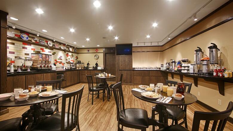 Hotel Best Western Golden Spike Inn & Suites