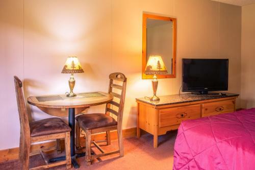 Hotel Lodge At Palmer Gulch