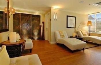 Shula's Hotel & Golf Club