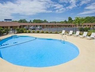Motel Knights Inn Mount Airy