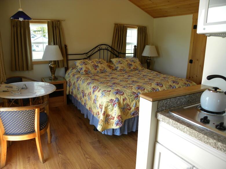 Motel Colonial Gables Oceanfront Village