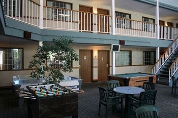 Hotel Grandvillage Inn