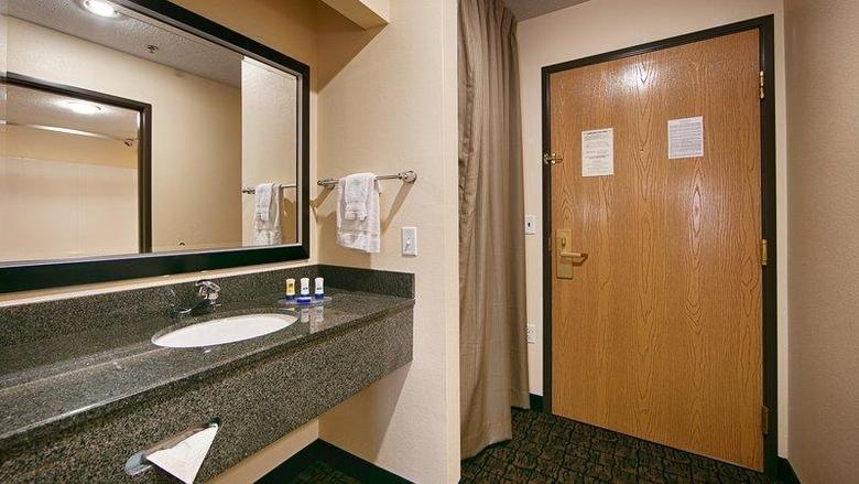 Hotel Best Western Plus - Wendover Inn