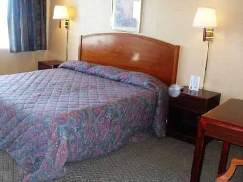 Western Ridge Motel
