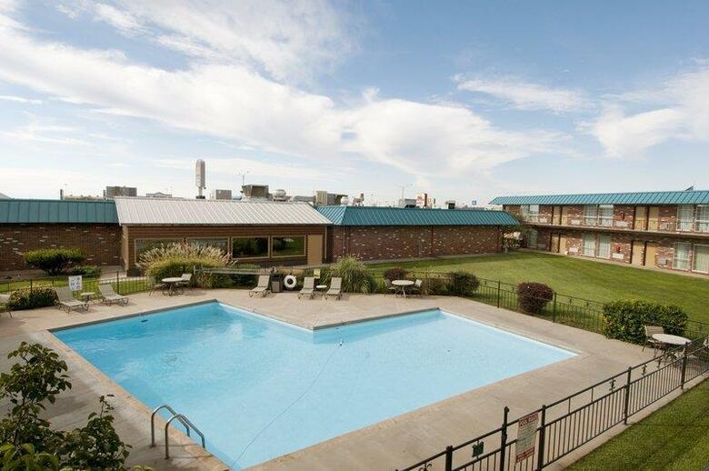 Hotel Best Western Holiday Manor